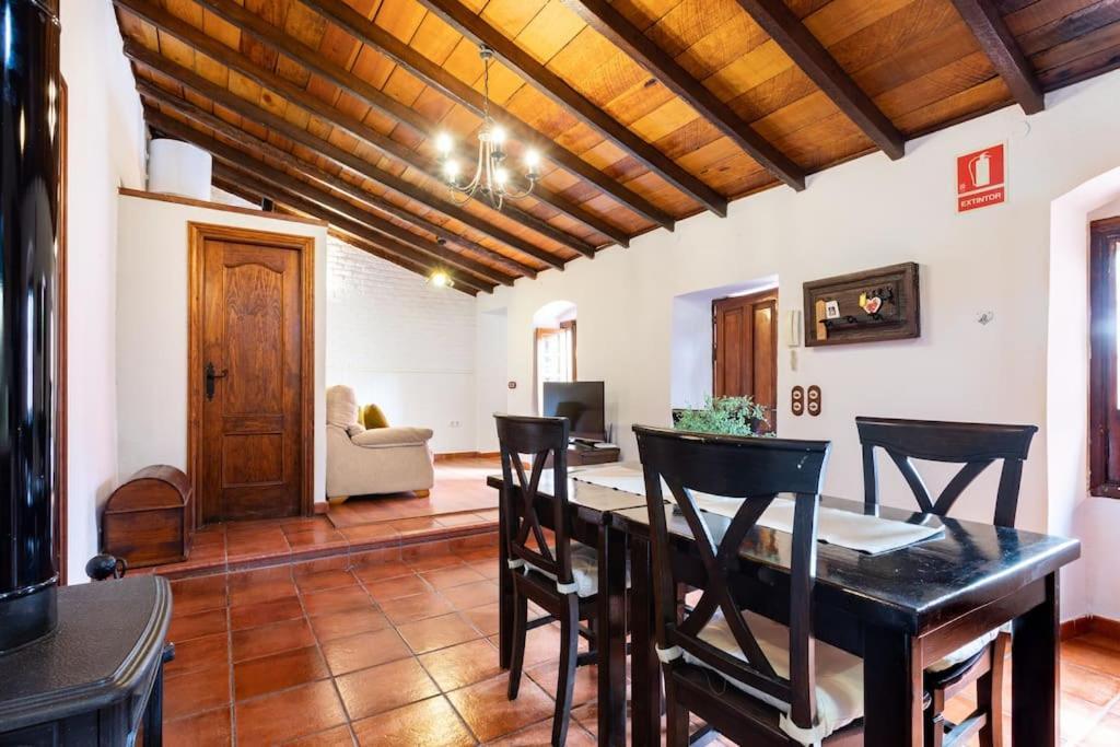 Rural House With Traditional Architecture S. Xix Ferienhaus *